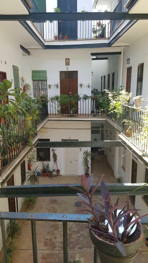 Luxury Apartment In Triana Close To The River Sevilla Buitenkant foto